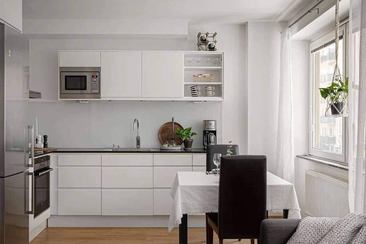 Window Tint for Home: Benefits & Guide